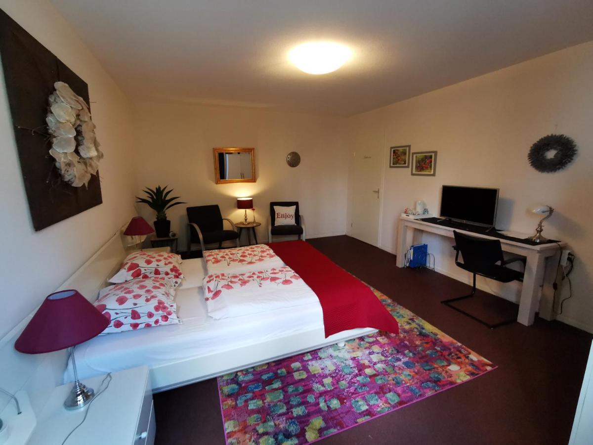 Housing De Brouwerij Bed & Breakfast Westdorpe ภายนอก รูปภาพ